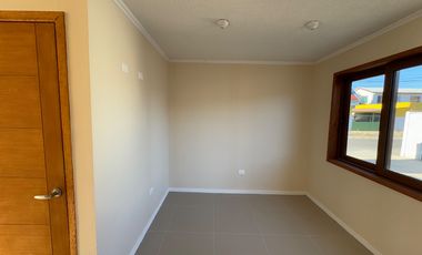 Casas 5D 3B patio a 2 cuadras de hospital regional Ñuble Chillán Viejo
