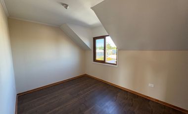 Casas 5D 3B patio a 2 cuadras de hospital regional Ñuble Chillán Viejo
