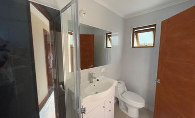 Casas 5D 3B patio a 2 cuadras de hospital regional Ñuble Chillán Viejo