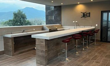 CASA AMUEBLADA EN RENTA EN LA JOYA EN MONTERREY NUEVO LEON
