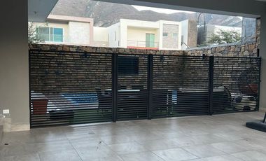 CASA AMUEBLADA EN RENTA EN LA JOYA EN MONTERREY NUEVO LEON