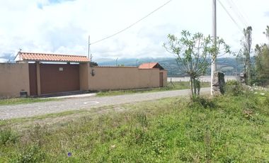 Espectacular lote, en el mejor lugar Atuntaqui 700m2