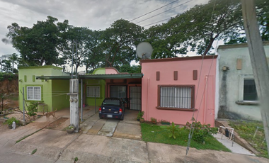 REMATE BANCARIO EN VENTA  Colibrí 210, Las Arboledas, 96346 Fraccionamiento las Arboledas, Ver., México