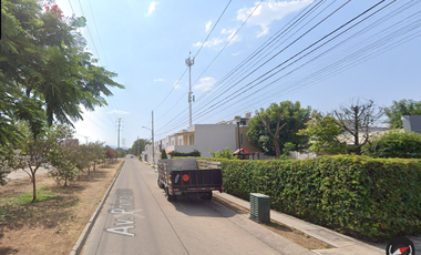 Casa en coto ubicada en colonia Haciendas de San José Tlaquepaque, Jalisco. Con 3 recamaras  y 136m2. A unos Minutos del ITESO.