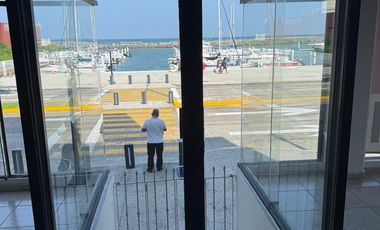 OFICINA EN RENTA FRENTE AL MAR | ARLETTE FLORES