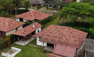 Olón - Hacienda Olonche, casa a 5 minutos de la playa y dentro de urbanización.