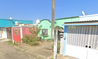 REMATE BANCARIO EN VENTA EN  Centroamérica 86, Santa Fe, 96535 Fraccionamiento Cdad. Olmeca, Ver., México