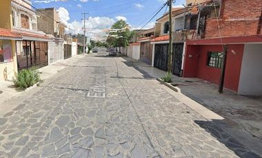 Propiedad en la Hermosa Provincia.  ***Gran Oportunidad de Negocio.***