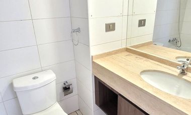 IMPECABLE CON ESTACIONAMIENTO Y BODEGA / LORD COCHRANE