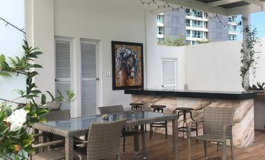 Isla Mocolí, venta de hermosa casa 4 dormitorios con piscina vista a Lago