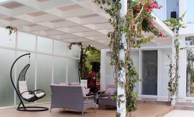 Isla Mocolí, venta de hermosa casa 4 dormitorios con piscina vista a Lago