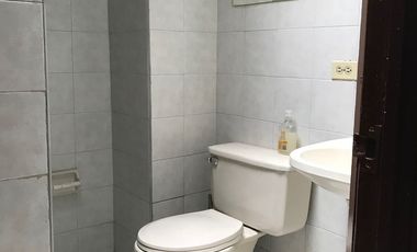 CASA EN VENTA EN LA ESMERALDA