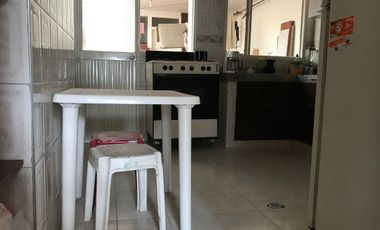 CASA EN VENTA EN LA ESMERALDA