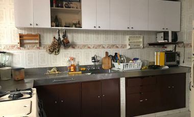 CASA EN VENTA EN LA ESMERALDA