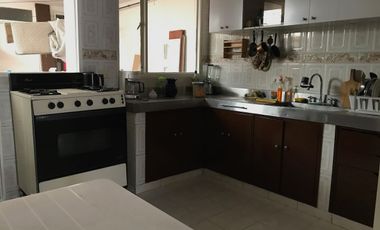 CASA EN VENTA EN LA ESMERALDA
