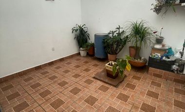 Ensueños Amplia Casa A Un Costado de Lunaparc