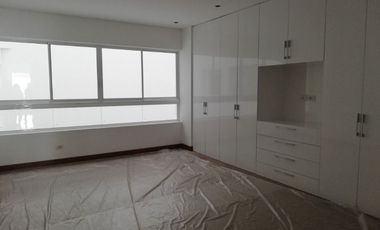 Lindo Departamento Dúplex con Vista Frontal al Mar en Barranco