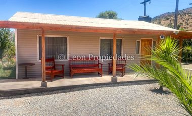 Leon Propiedades vende parcela con casa en sector Cuyuncavi alto, Curacaví.