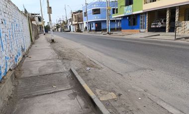 Se Vende Casa Espalda De La Universidad San Luis Gonzaga