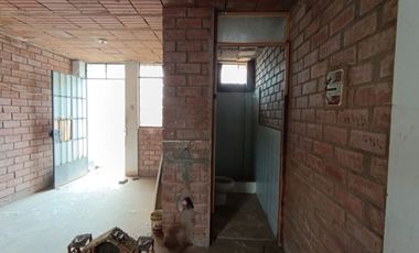 Se Vende Casa Espalda De La Universidad San Luis Gonzaga