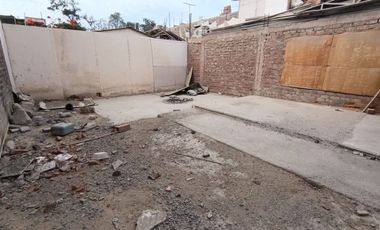 Se Vende Casa Espalda De La Universidad San Luis Gonzaga
