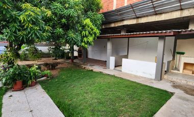 VENDO CASA AREA 590mts, PARA INVERCIONISTAS Y CONSTRUCTORES, BARRIO LA CONCEPCION