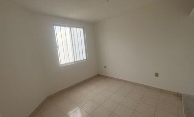 VENTA DE BONITA CASA DE UN SOLO NIVEL EN BARRIO DE SAN JOSE