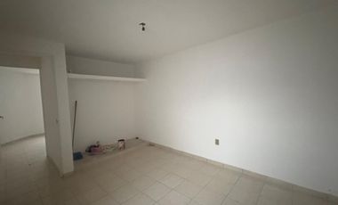 VENTA DE BONITA CASA DE UN SOLO NIVEL EN BARRIO DE SAN JOSE