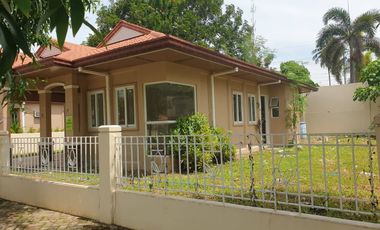 FOR SALE 4 BEDROOMS HOUSE AND LOT IN VILLA CONCHITA SUBD IN BAGO GALLERY