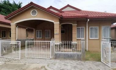 FOR SALE 4 BEDROOMS HOUSE AND LOT IN VILLA CONCHITA SUBD IN BAGO GALLERY