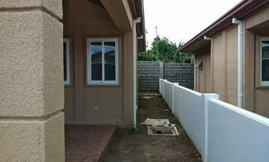 FOR SALE 4 BEDROOMS HOUSE AND LOT IN VILLA CONCHITA SUBD IN BAGO GALLERY