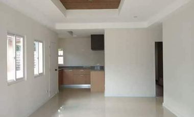 FOR SALE 4 BEDROOMS HOUSE AND LOT IN VILLA CONCHITA SUBD IN BAGO GALLERY