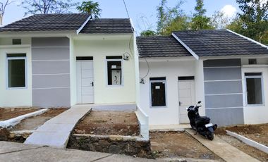 HANYA DI BANDUNG  RUMAH 1 LANTAI TERBAIK BEBAS BANJIR DP HANYA 1 JUTA ALL IN