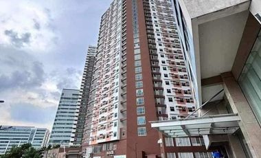 RENT TO OWN CONDO IN BONI, MADALUYONG | STUDIO | AIRBNB READY | PIONEER STREET