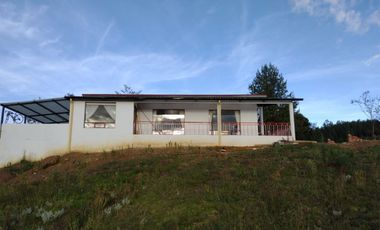 FINCA EN VENTA EN CHIQUINQUIRÁ (BOYACÁ)