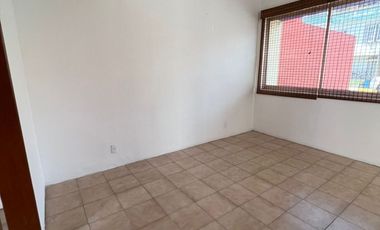 Casa en Renta Frente Al Parque Bicentenario, Álamos I, Toluca