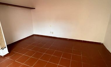Casa en Renta Frente Al Parque Bicentenario, Álamos I, Toluca
