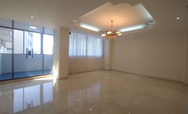 Apartamento en arriendo en Alto Prado.