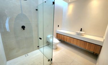 Venta de casa  en  El Olivar, Altozano Morelia.
