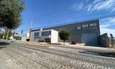BODEGA EN RENTA 2200M2