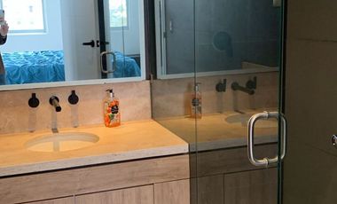 Penthouse Hermoso, Amueblado, 2 plantas (Servicios: Internet, Teléfono y Gas)