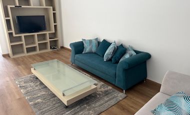 Penthouse Hermoso, Amueblado, 2 plantas (Servicios: Internet, Teléfono y Gas)
