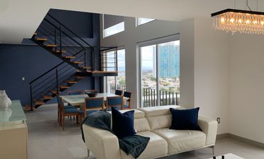 Penthouse Hermoso, Amueblado, 2 plantas (Servicios: Internet, Teléfono y Gas)