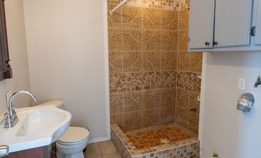 Stunning Coastal Retreat with Panoramic Ocean Views and Independent Guest Casita