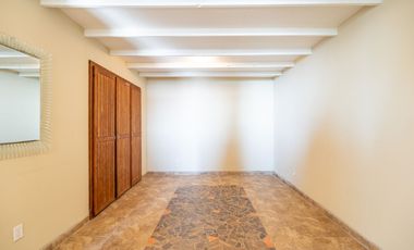 Stunning Coastal Retreat with Panoramic Ocean Views and Independent Guest Casita