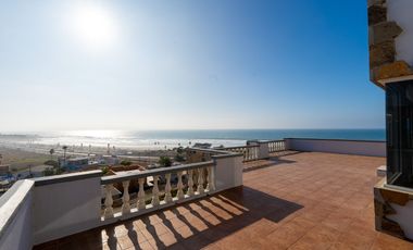 Stunning Coastal Retreat with Panoramic Ocean Views and Independent Guest Casita