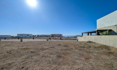 Punta Piedra Lot with Ocean Views – Location, Lifestyle and Value