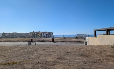Punta Piedra Lot with Ocean Views – Location, Lifestyle and Value