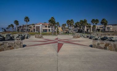 Punta Piedra Lot with Ocean Views – Location, Lifestyle and Value