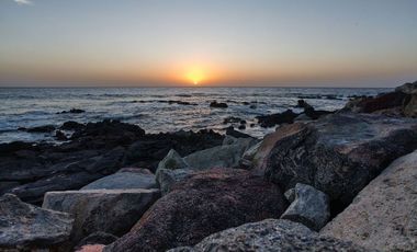 Punta Piedra Lot with Ocean Views – Location, Lifestyle and Value